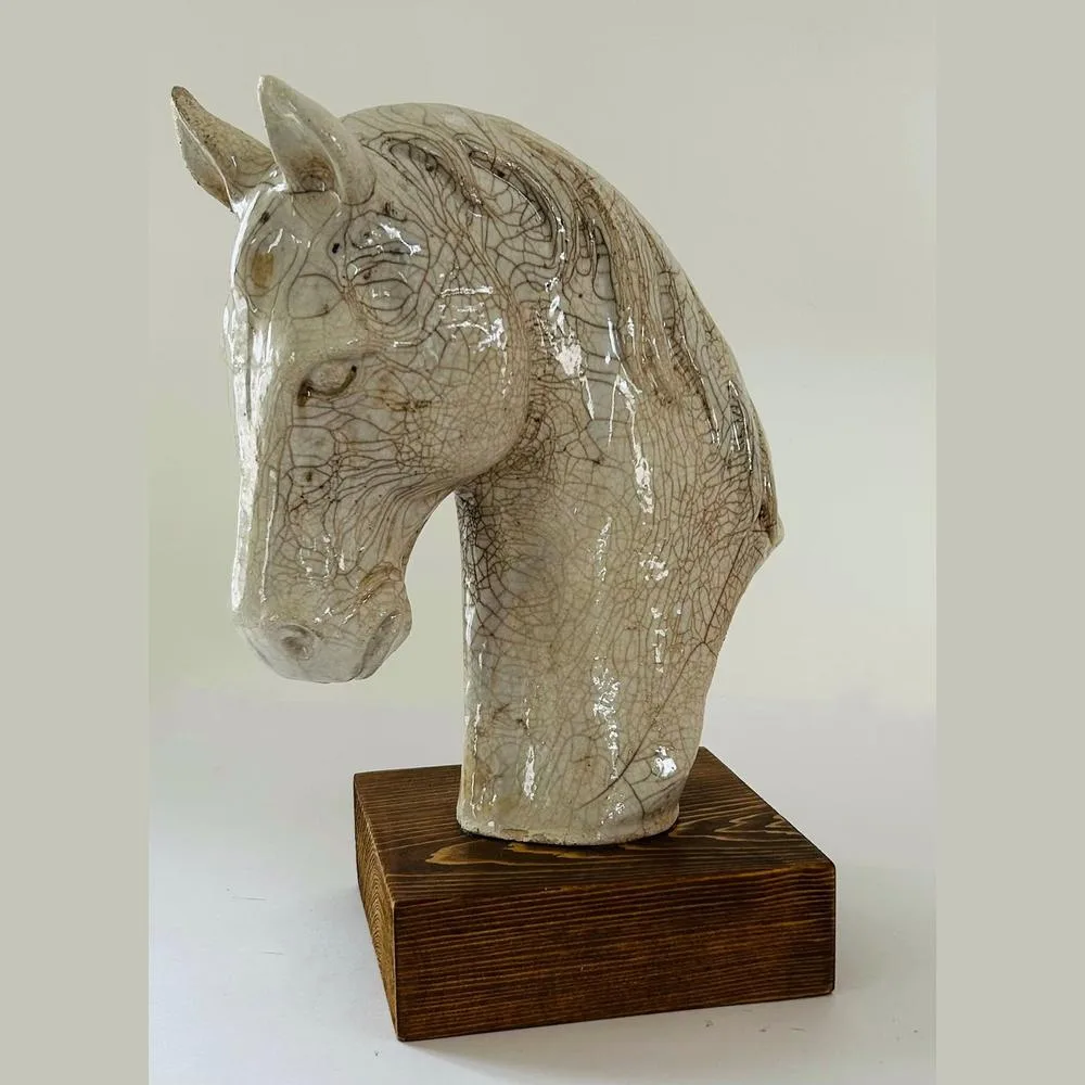 Sculpture Tête de Cheval en Raku - Édition Artisanale Sculpture Tête de Cheval en Raku - Édition Artisanale – Image 1