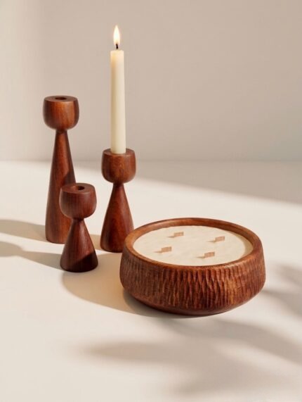 Bougeoirs en bois