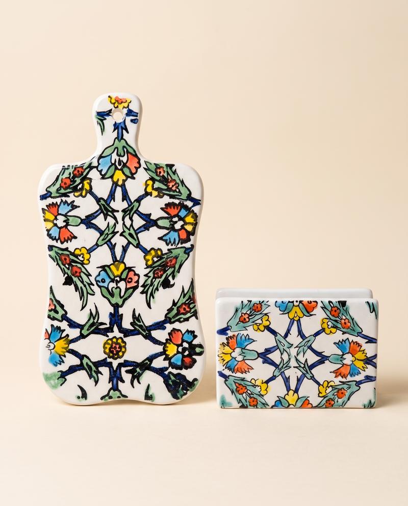 sougui_floral_planche_boite_01_woocommerce Duo Table Fleurie – Planche et Porte-Serviettes en Céramique – Image 1