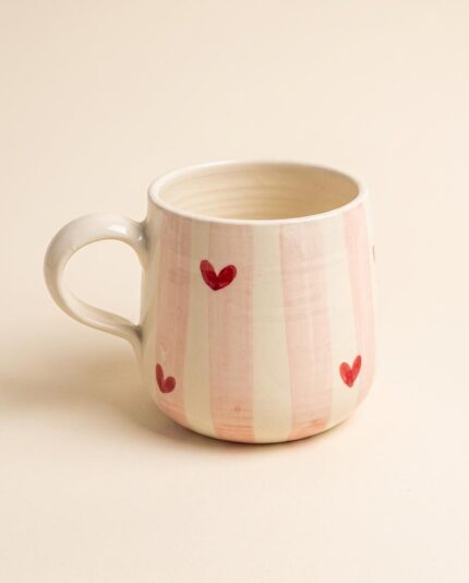 Tasse Cœurs Rayée Rose en Céramique Artisanale